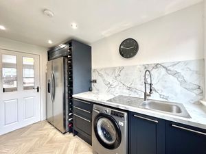 Photo 6- click for photo gallery